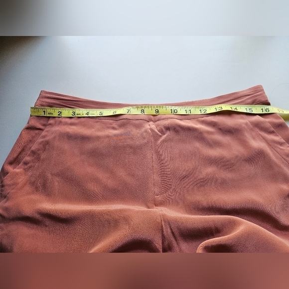 Joie High Rise Wide Leg Pants Women's Size M Apricote Vintage Wash 100% Silk - Picture 7 of 7